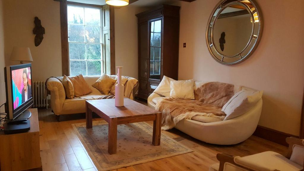 Grigshot Apartment Stroud  Extérieur photo